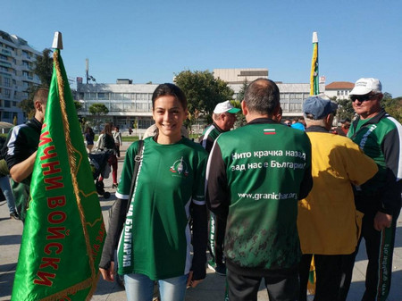 Поредна порция протести този път в подкрепа на подсъдими български