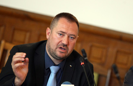 В навечерието на спецакцията срещу ДАБЧ шефът на агенцията Петър