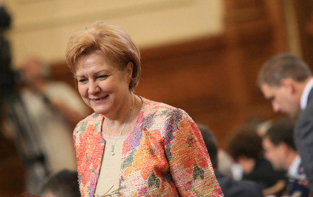 Средно 30 ще се повиши данъкът на колите със сертификат