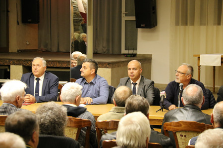 Ние сме продукт на 30 години преход едно изгубено поколение