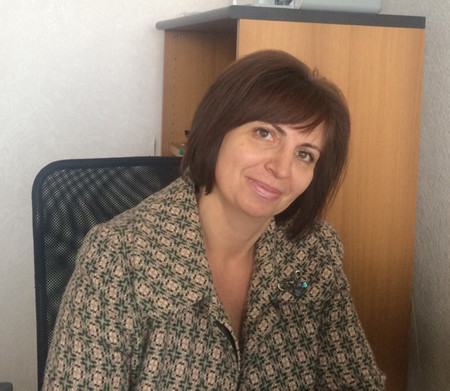 ВЕЛИЧКА МИКОВА е завършила Право в СУ Св Климент Охридски