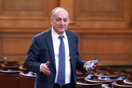 Георги Йорданов е роден на 12 октомври 1956 г в