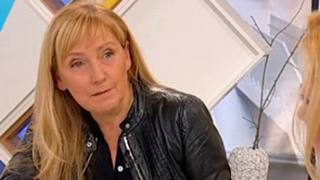 Заплатите и пенсиите в България са унизително ниски и когато