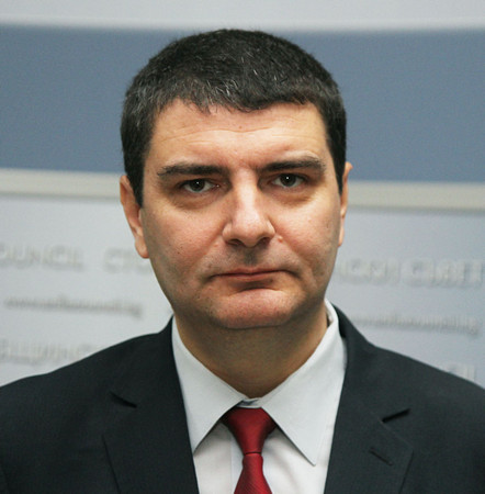 БОРИС ЦВЕТКОВ е роден на 25 ноември 1973 г в