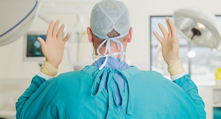 Опашките за шеф на българска здравна институция вървят бързо Дори