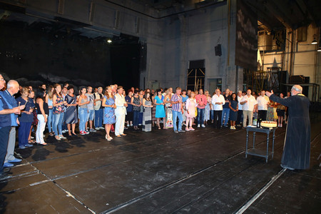 С Многая лета и водосвет за здраве и благоденствие официално