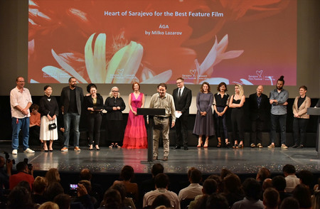 Представен като проект с работно заглавие Нанук на София мийтингс