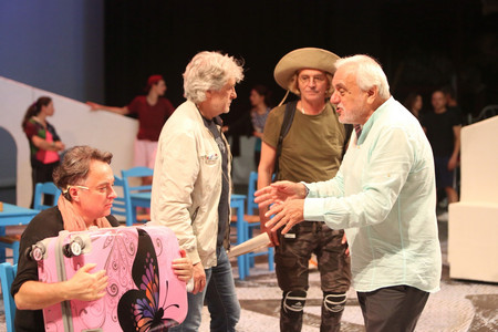 След десетки постановки по целия свят и над 60 милиона