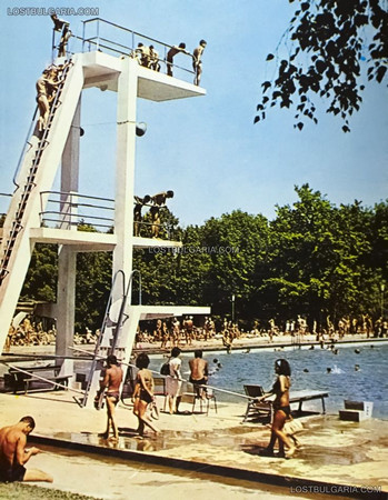 Олга МАРКОВА доктор на кинознаниетоКакто обикновено подготвяйки се за деня