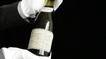 Бутилка бургундско вино Романе Конти от 1945 г бе продадена