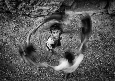 Младежкото биенале за фотография под патронажа на FIAP международната