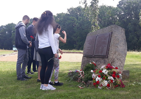 В историята на сичките почти европейски народи се срещат такива