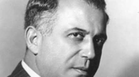 След успешни изпитания през лятото на 1915 г комисия от