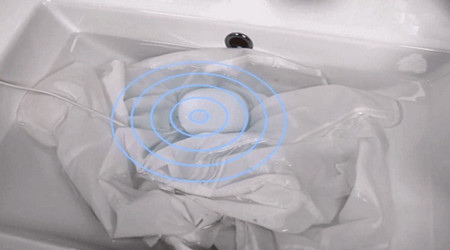 Германска компания разработи първата джобна пералня която се предлага под