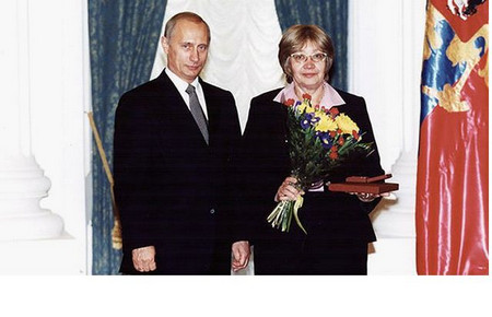 Личното ми общуване с мнозина руски писатели изглежда бегло и