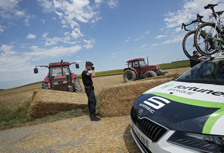 Неприятни сцени съпътстваха 16 ия етап Каркасон Банер дьо Лушон