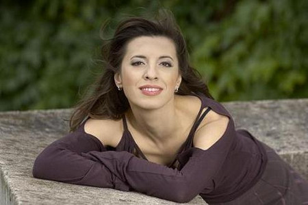 Национална стипендия С усилия към звездите учредяват по идея на