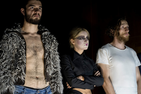 Новото представление Пиеса за нас на театрална група Метеор ще