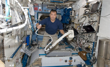 19 млн долара плати НАСА на Русия за космическа тоалетна