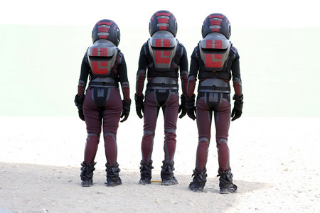 Когато първото марсианско бебе идва на бял свят животът на