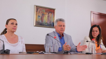 Рекламата на хазарт да бъде намалена количествено и да се